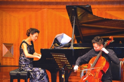 郭倩钢琴专场音乐会在兰州城市学院举行