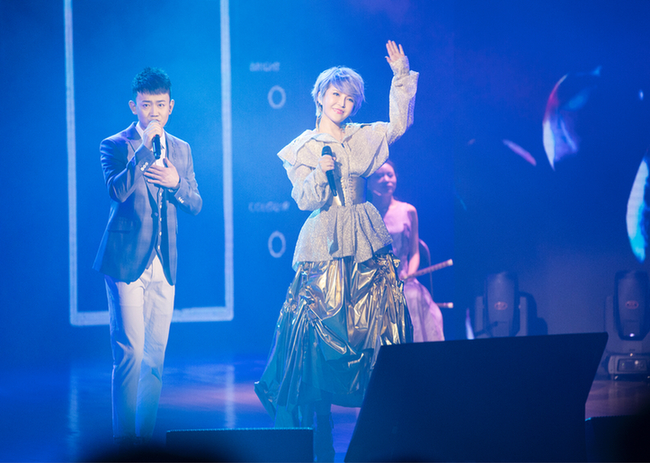 崔子格影视金曲演唱会北京站落幕