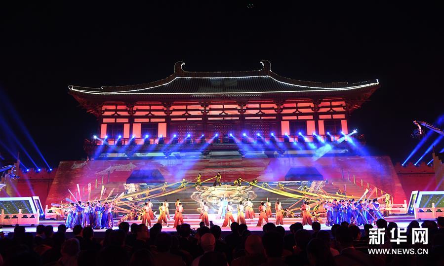 （文化）（1）第36届中国洛阳牡丹文化节开幕