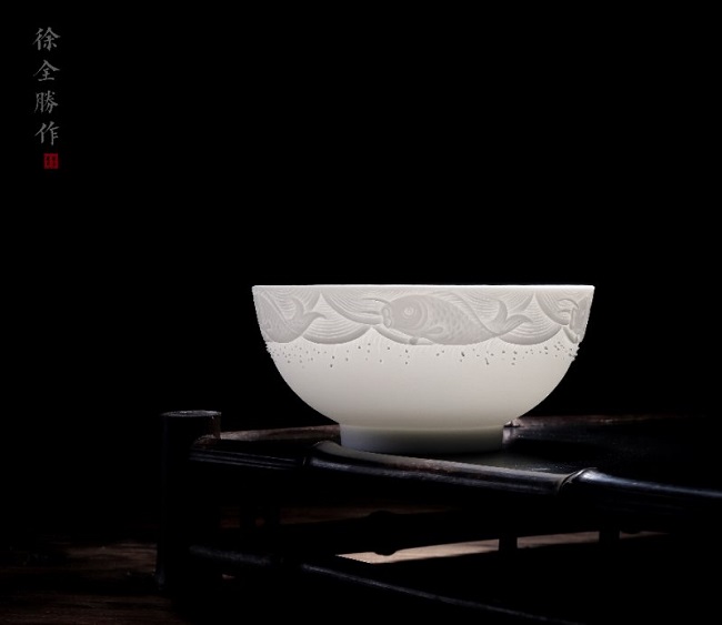 中国艺协陶瓷艺术委员会艺术家为丝路国际艺术节敬献国礼