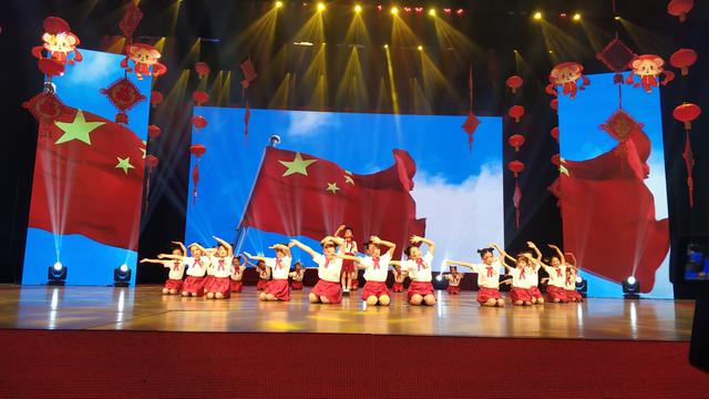 2020年陕西“同心共筑中国梦”春节联欢晚会在咸阳举行
