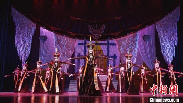图为民族舞剧《昭君》在新加坡演出现场。呼和浩特民族演艺集团供图