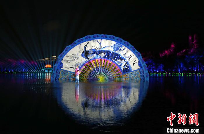 图为《梁祝》杭州印象西湖供图摄