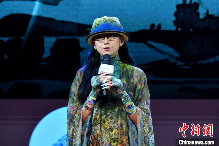 杨丽萍昆明推介民族音乐剧《阿鹏找金花》：首次把家乡元素搬上舞台