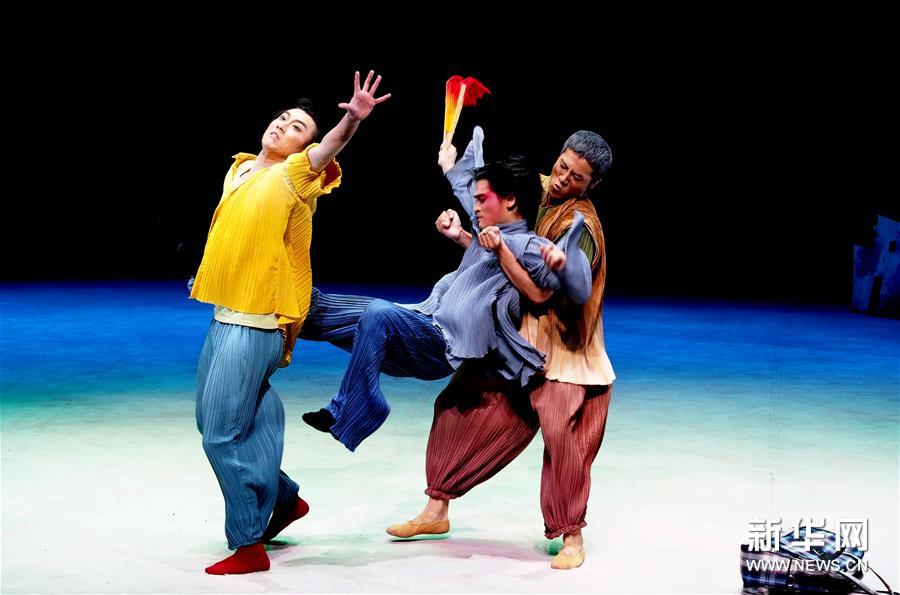 （文化）（2）第十二届中国舞蹈“荷花奖”入围舞剧《石榴花开》在上海演出