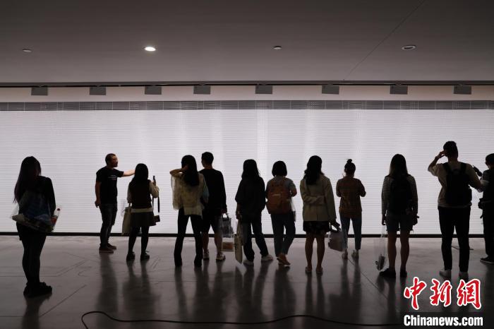 “艺术不停”上海国际艺术节学生观剧团启动