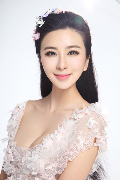 莱昂纳多获奥斯卡影帝 伊丽媛为偶像喝彩更获激励 莱昂纳多获奥斯卡影帝 伊丽媛为偶像喝彩更获激励