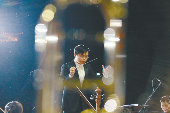 浑河岸交响音乐节奏响幸福沈阳华美乐章 浑河岸交响音乐节奏响幸福沈阳华美乐章